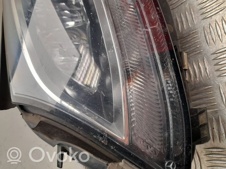 Mercedes-Benz C AMG W205 Lampa przednia A2059066902