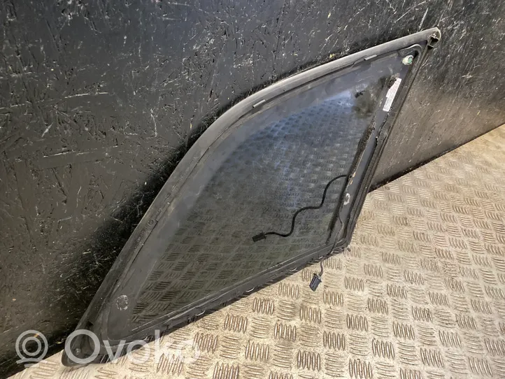 Audi Q7 4M Rear vent window glass 4M0815297B