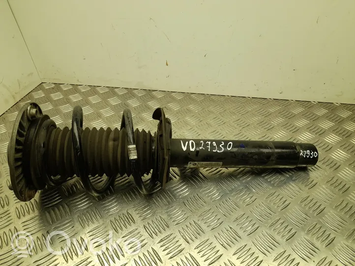 BMW 4 F32 F33 Front shock absorber with coil spring 6856628