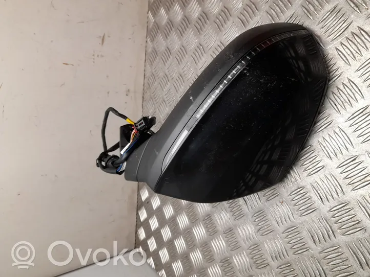 Audi Q7 4M Front door electric wing mirror E1041367