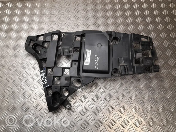 BMW X5 G05 Staffa di rinforzo montaggio del paraurti posteriore 7420653