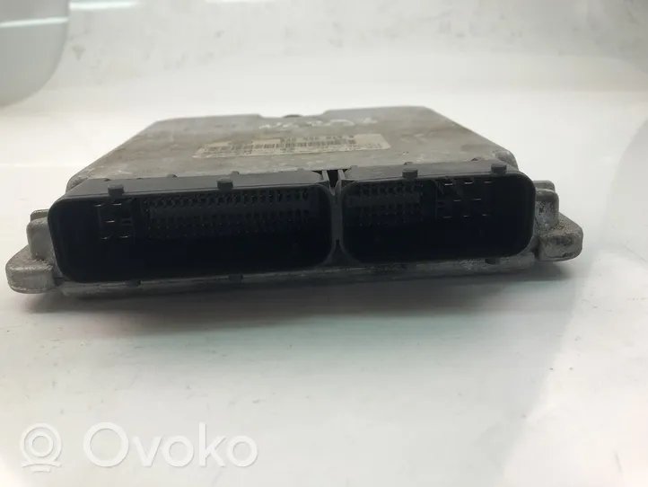 Volkswagen Lupo Sterownik / Moduł ECU 045906019Q