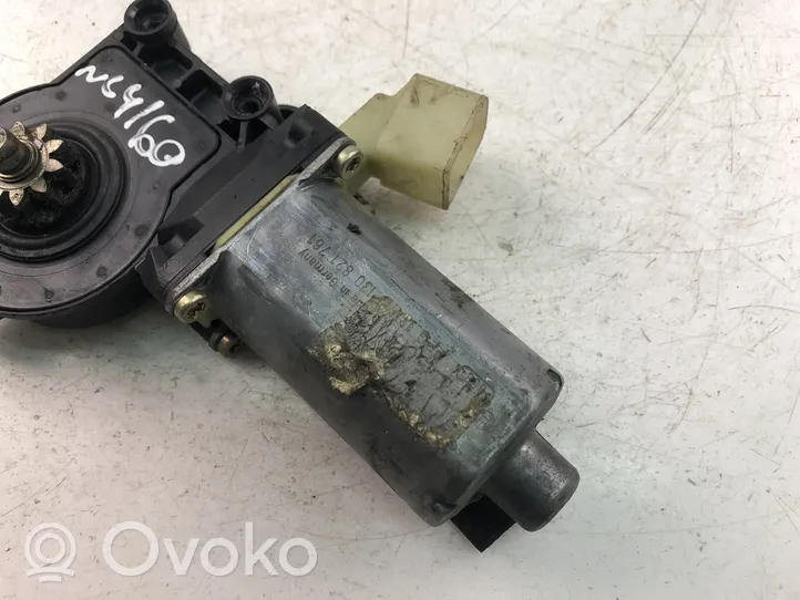 Volvo S60 Moteur de lève-vitre de porte avant 101354XXX