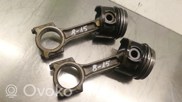 Nissan Note (E11) Piston avec bielle K9K276