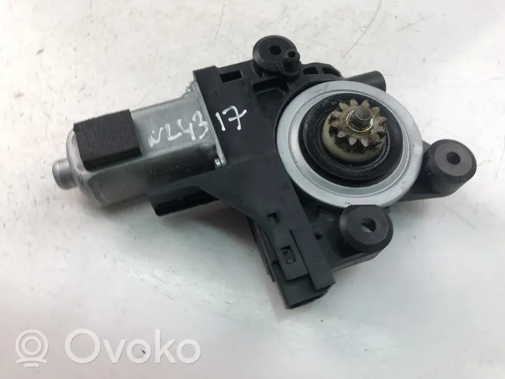 Volvo XC70 Front door window regulator motor 970714102