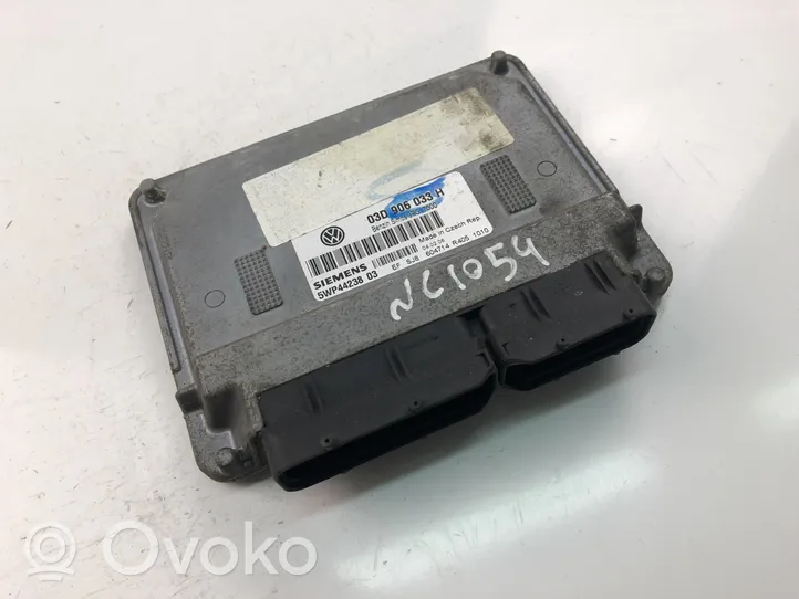 Volkswagen Fox Engine control unit/module 03D906033H