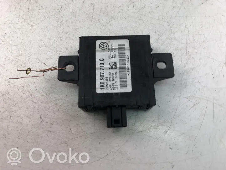 Audi A3 S3 8P Signalizacijos valdymo blokas 1K0907719C