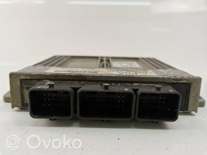 Citroen C3 Sterownik / Moduł ECU 9656051080