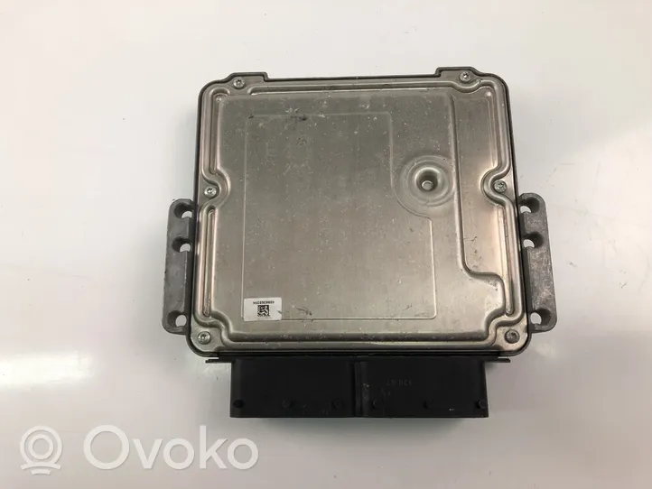 KIA Venga Variklio valdymo blokas 391502A200