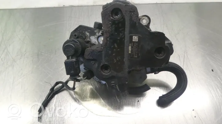 Mercedes-Benz C AMG W204 Pompe d'injection de carburant à haute pression 0445010145