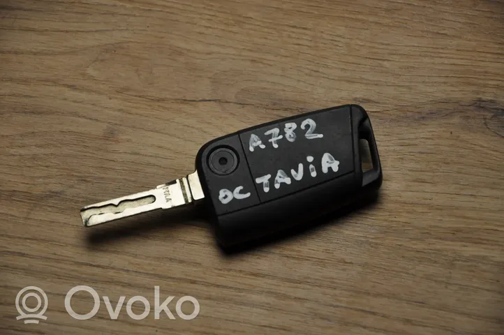 Skoda Octavia Mk3 (5E) Klucz / Karta zapłonu 