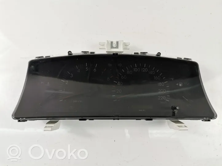 Toyota Corolla E120 E130 Compteur de vitesse tableau de bord 8380012E10