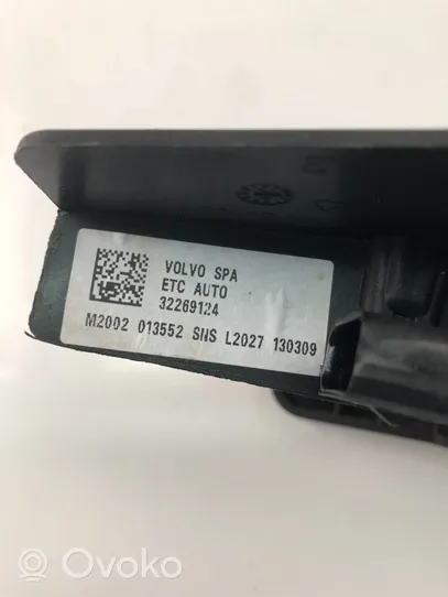 Volvo XC60 Accelerator throttle pedal 32269124