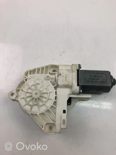 Audi Q7 4L Motorino alzacristalli della portiera anteriore 8K0959802A