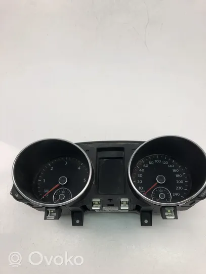 Volkswagen Golf VI Spidometrs (instrumentu panelī) 5K0920872A