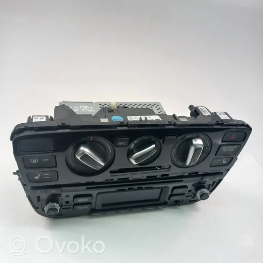 Seat Mii Radio / CD-Player / DVD-Player / Navigation 1S0820045S