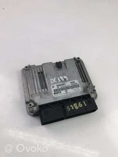 Chevrolet Cruze Calculateur moteur ECU 96983951