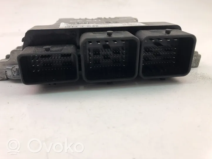 Volvo C30 Variklio valdymo blokas 30788975