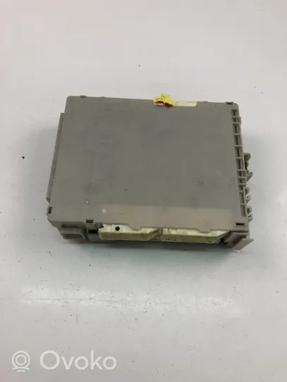 Toyota Prius (XW30) Module confort 8922147140