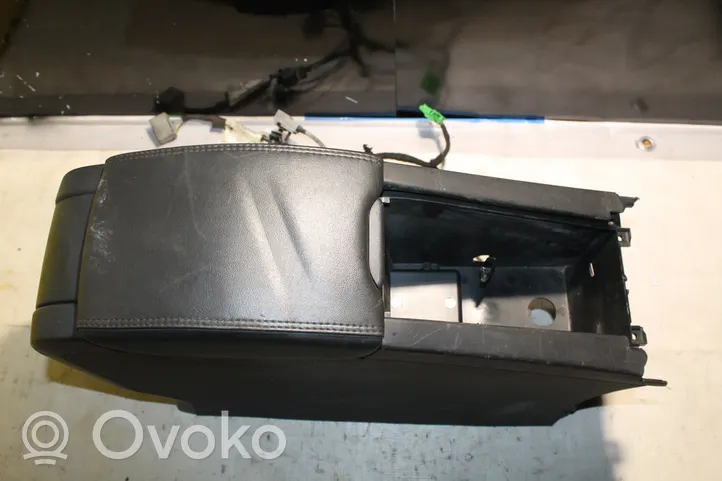 Volvo S60 Podłokietnik tunelu środkowego 39803369