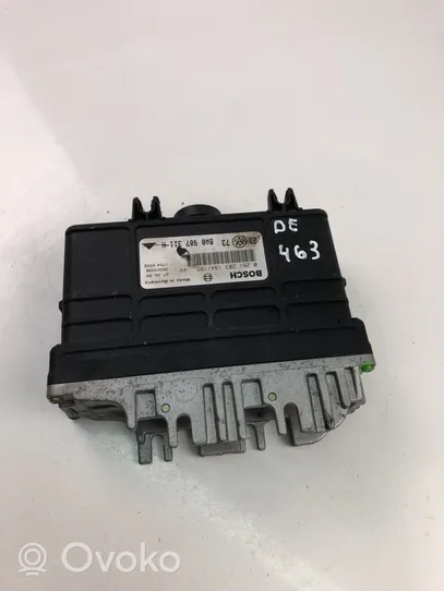 Volkswagen Vento Calculateur moteur ECU 8A0907311H