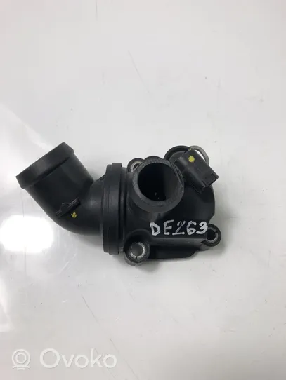 Mercedes-Benz B W245 Obudowa termostatu A2662030675