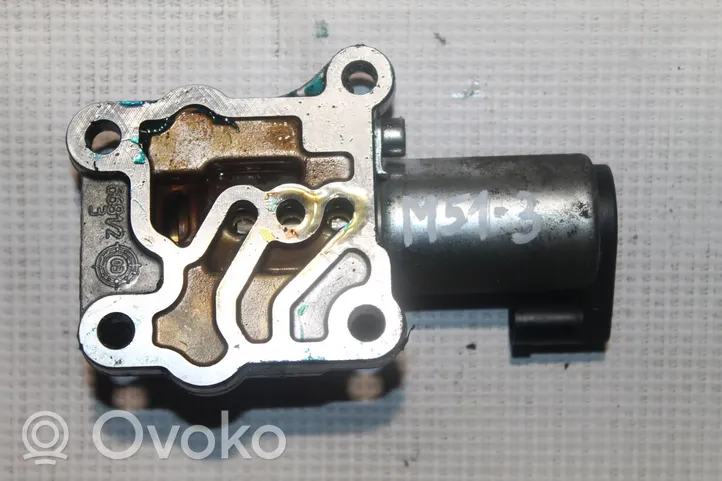 Volvo XC90 Valvola di controllo dell’olio 8670421