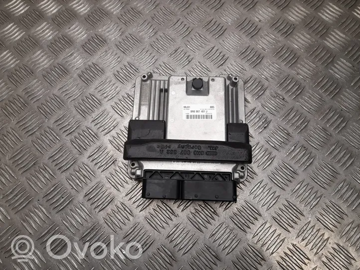 Audi Q5 SQ5 Moottorin ohjainlaite/moduuli 8R0907401J
