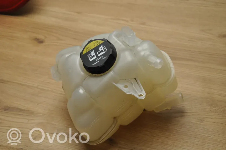 Volvo S90, V90 Coolant expansion tank/reservoir 31465682