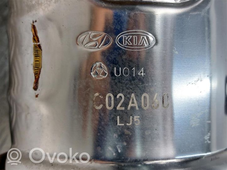 KIA Carens III Filtre à particules catalyseur FAP / DPF C02A060