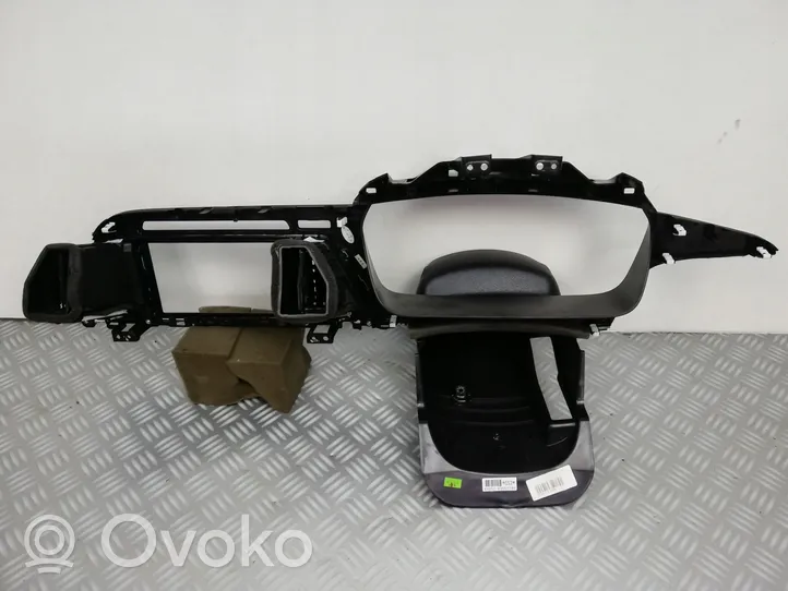 Hyundai Sonata LF Dashboard trim 84740-C3200