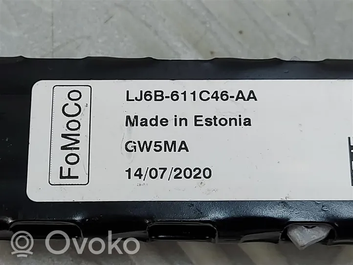 Ford Kuga III Réglage de la hauteur de la ceinture de sécurité LJ6B-611C46-AA