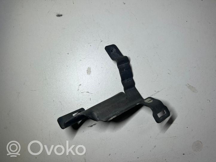 Mercedes-Benz C AMG W205 Support, crochet roue de secours A2056223000