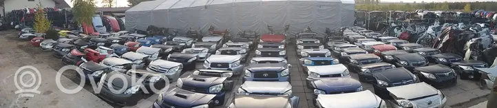 Toyota Prius Prime Maastoajoneuvojen astinlaudat 