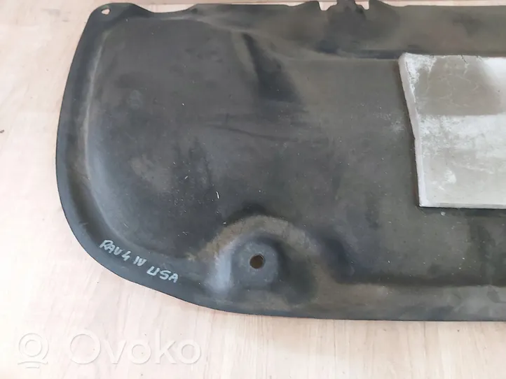 Toyota RAV 4 (XA40) Izolacja termiczna / wygłuszenie pokrywy / maski silnika 