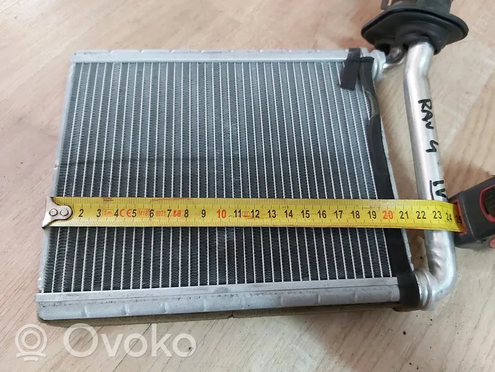 Toyota RAV 4 (XA40) Radiateur de chauffage 