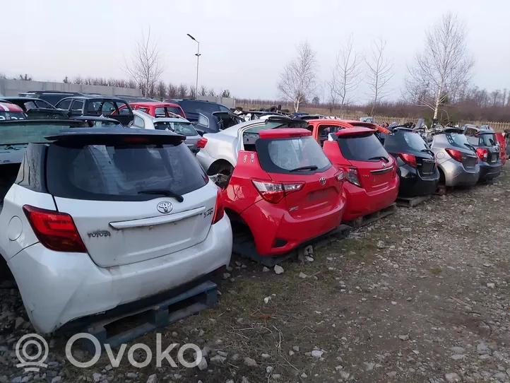 Toyota Yaris Inne komputery / moduły / sterowniki 