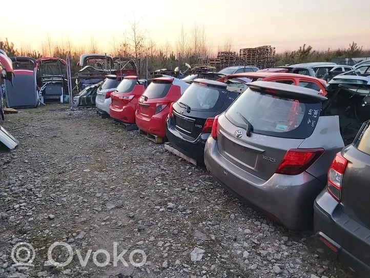 Toyota Yaris Oro filtro dėžės dangtelis 