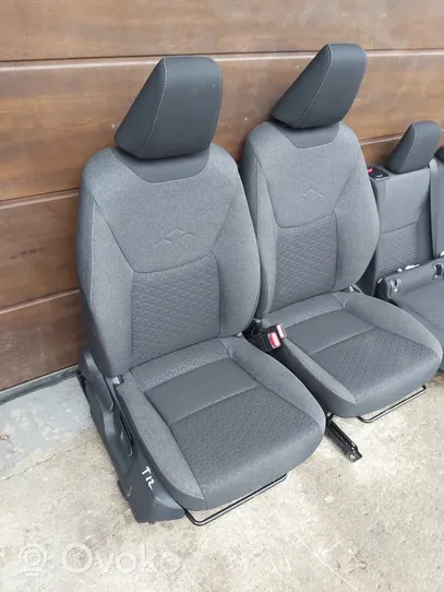 Toyota Yaris Cross Autres sièges 