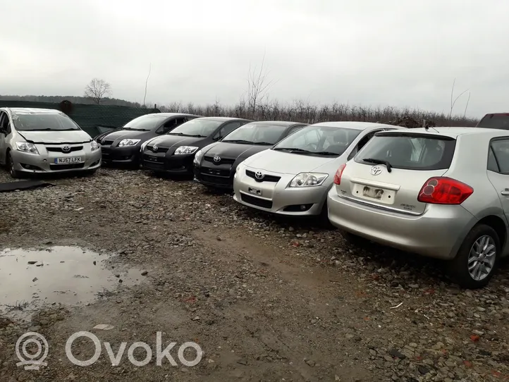 Toyota Auris 150 Takavaimennin pakoputki 