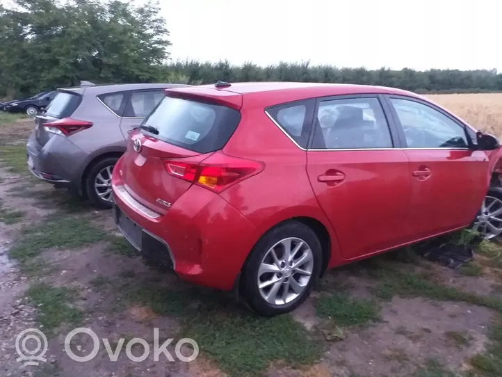 Toyota Auris 150 Muut istuimet 