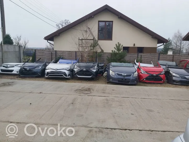 Toyota Aygo AB10 Inne części karoserii 