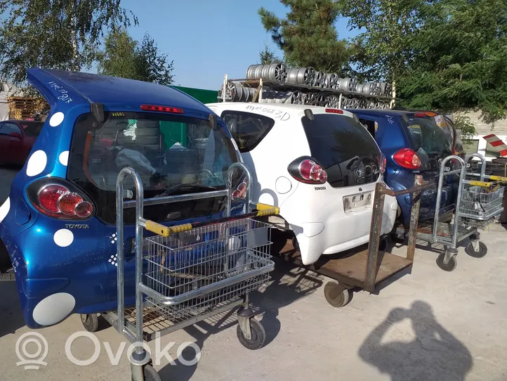 Toyota Aygo AB10 Inne części karoserii 