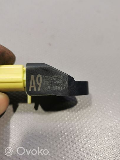 Toyota Prius (XW30) Sensor impacto/accidente para activar Airbag 