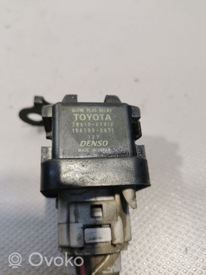 Toyota Verso Hehkutulpan esikuumennuksen rele 2861067010