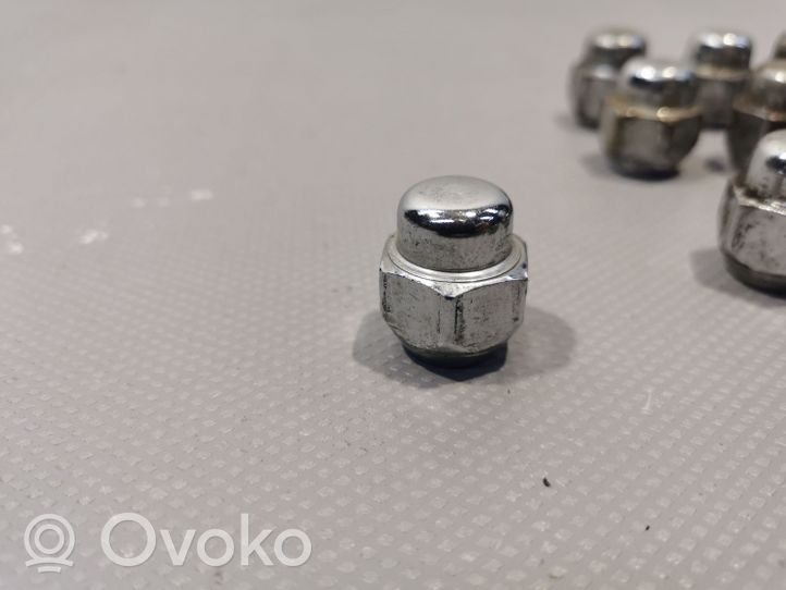 Nissan Qashqai Nuts/bolts 