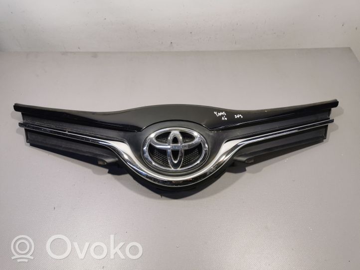 Toyota Yaris Maskownica / Grill / Atrapa górna chłodnicy 531010D660