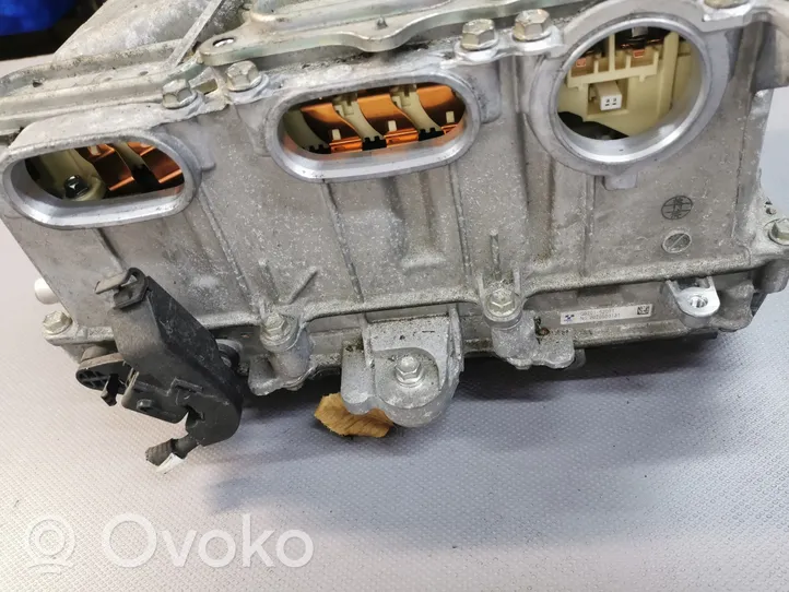 Toyota Yaris Convertisseur / inversion de tension inverseur G920052010