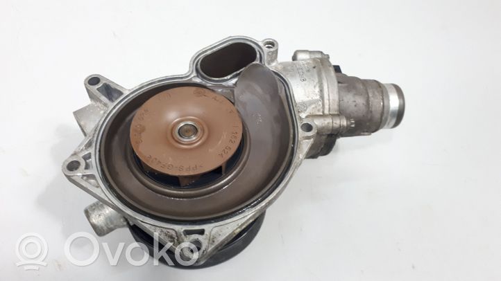 BMW 6 F06 Gran coupe Pompe de circulation d'eau 7586885