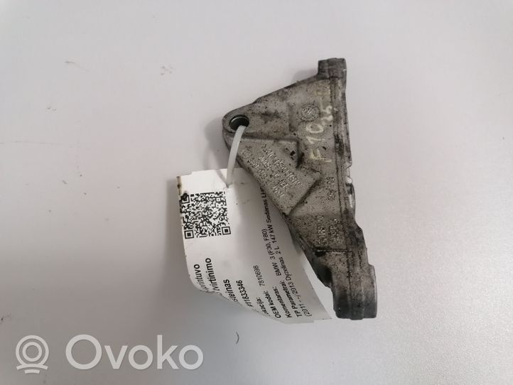 BMW 3 F30 F35 F31 Supporto di montaggio della pompa del servosterzo 7810698